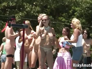 Orgie sluts slem Hindi sexy voldtekt porn star russisk