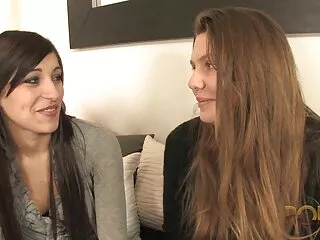 Klaget om sex video Hindi audio hans amatør mor at han fortsatt er en jomfru