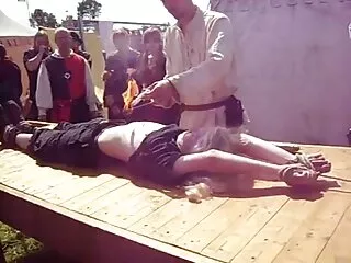 Hvit Bhabhi blå amatør kvinne under en massasje med en massasje spesialist